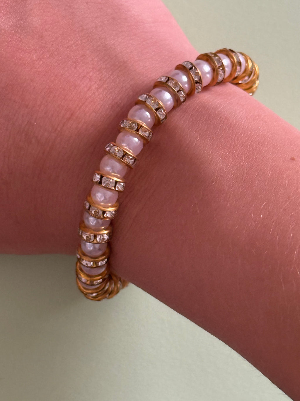 White Pearl Effect Bracelet - Gold and Diamond Look Spacers 15cm