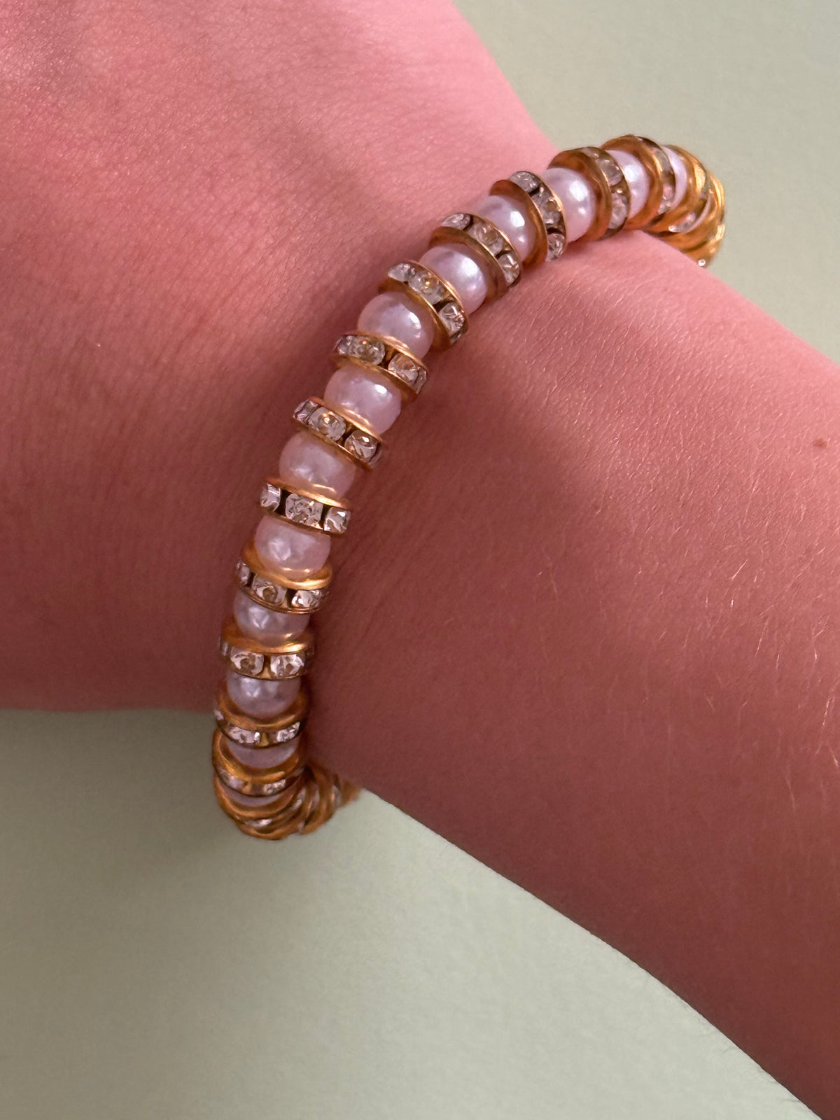 White Pearl Effect Bracelet - Gold and Diamond Look Spacers 15cm
