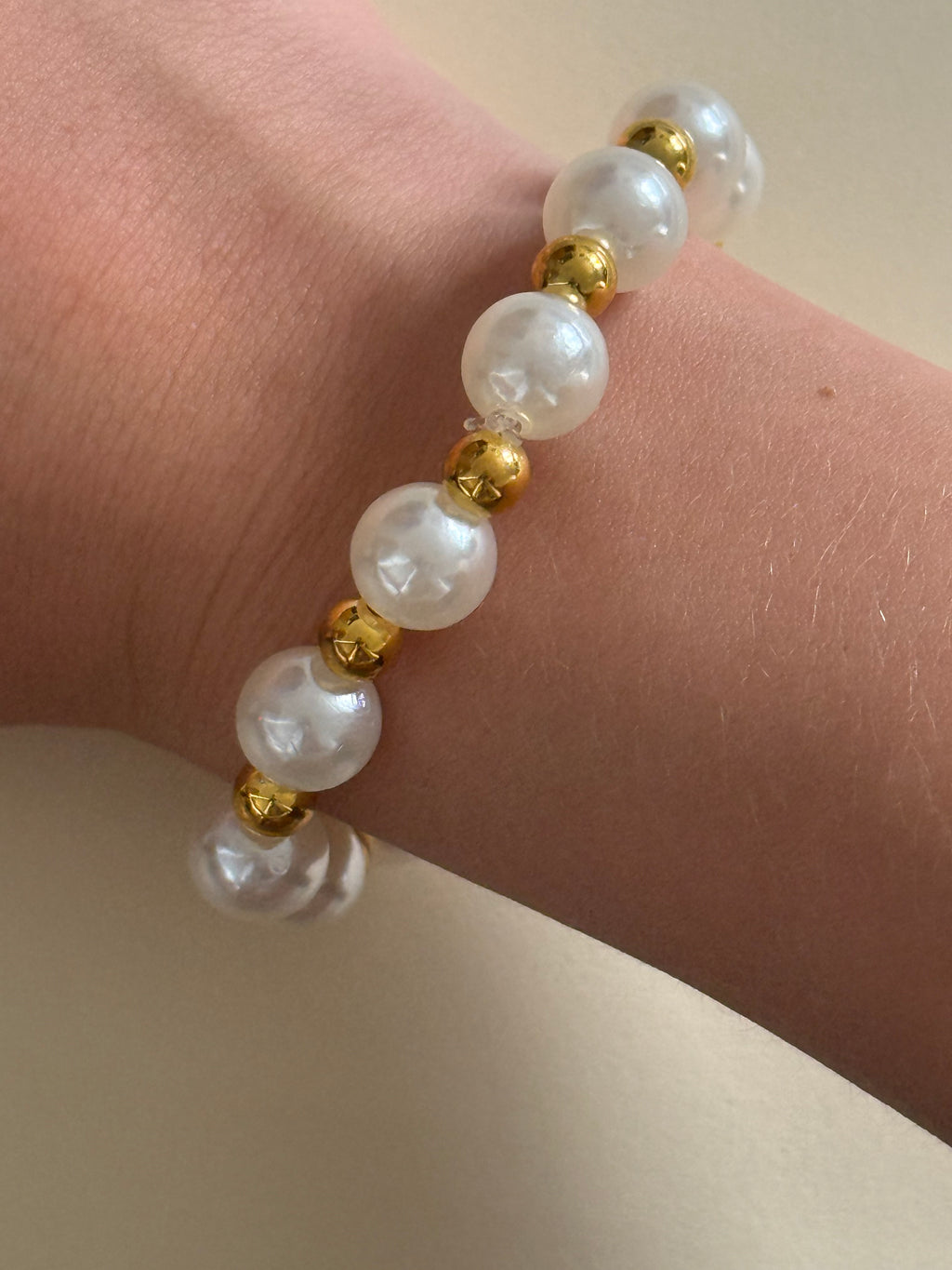 Pearl & Gold Bracelet 14cm