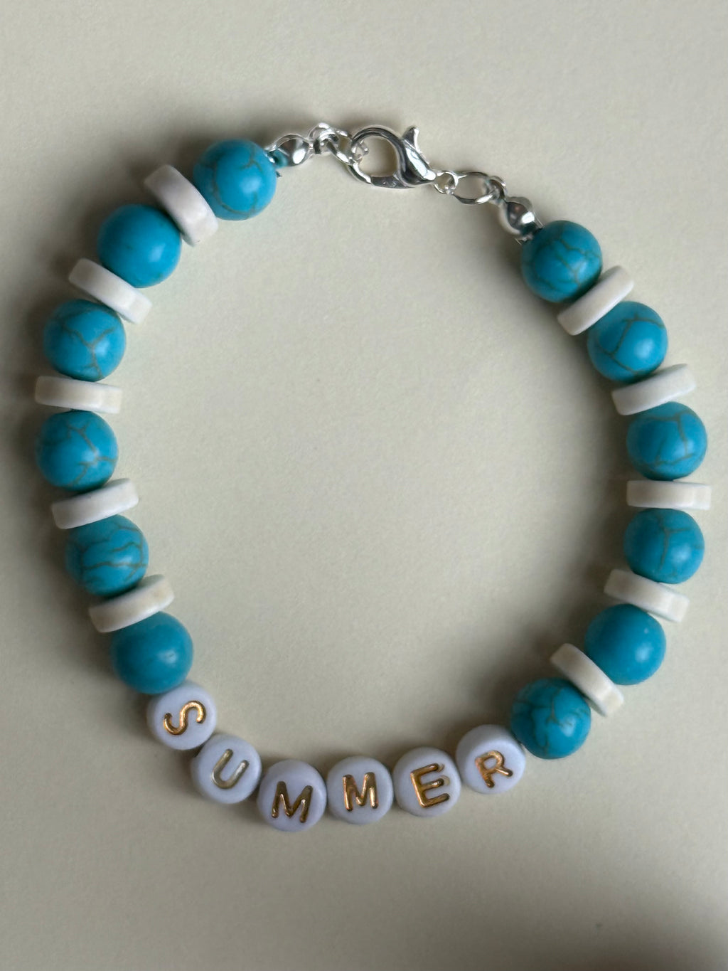 Blue and white marbled effect with 'SUMMER' size 18.5cm